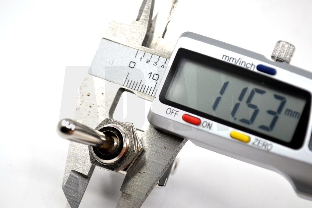 Toggle Switch 1-0-2 Yaylı Metal Anahtar 3 Fişli 25A MT-ANY25